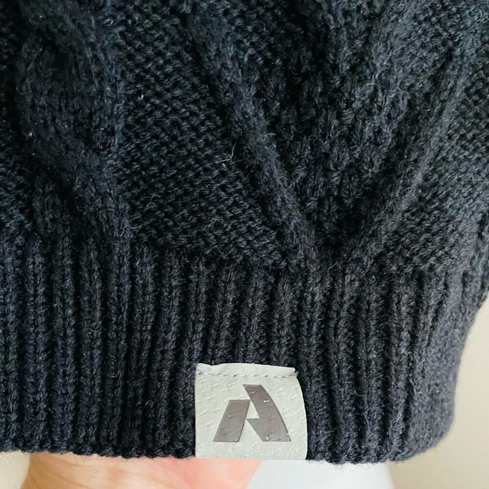 Eddie Bauer First Ascent Cable Knit Lined Hat